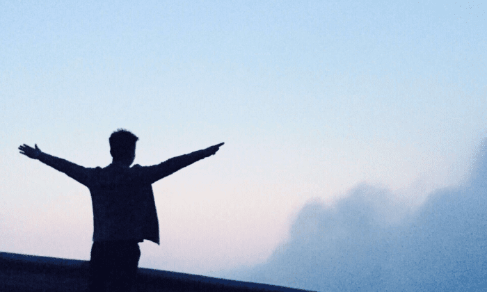 Het ontdekken van je Goddelijke Essentie voorbij de ego-identiteit